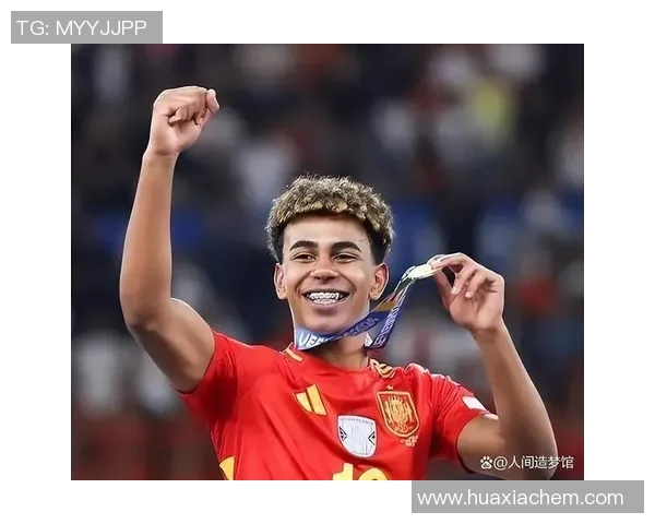 足球明星亲脸瞬间大集合精彩视频回顾让你感受他们的亲密互动与热情时刻