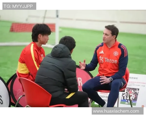 香港足球明星队精彩出行视频记录团队精神与友谊的旅程